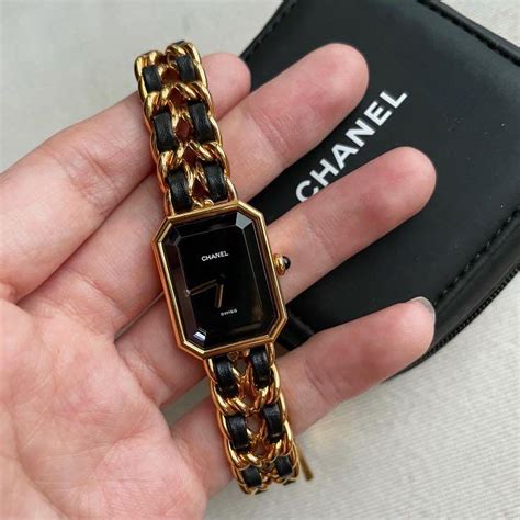 chanel fake watch logo